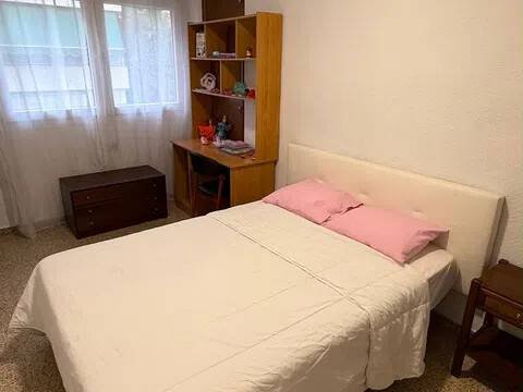 Piso de 120 m² en Granada