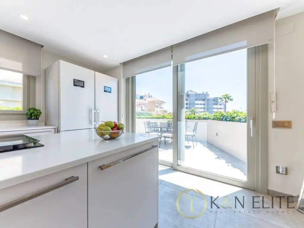 Haus 464 m² in Alicante