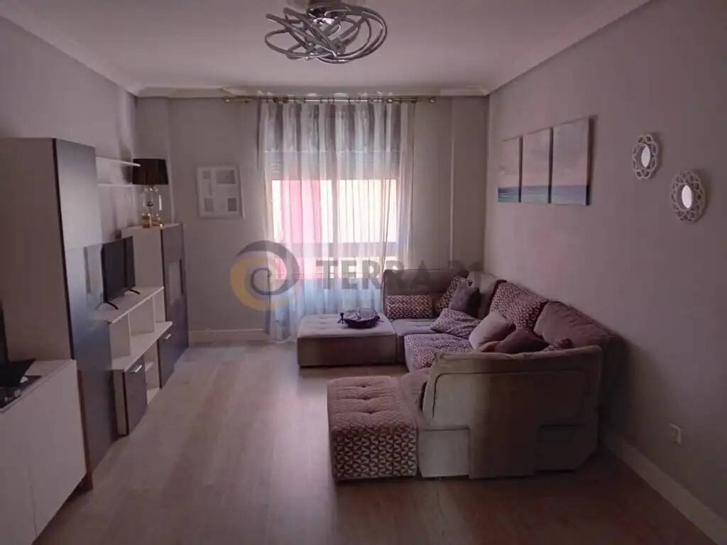 Flat 106 m² in Jaén