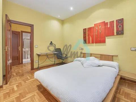 Piso de 57 m² en Oviedo