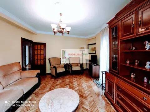 Wohnung 120 m² in Oviedo