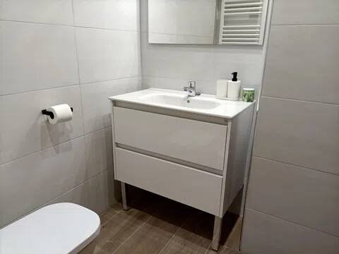 Habitación 240 m², La Almunia de Doña Godina