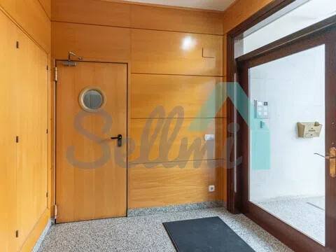 Piso de 77 m² en Oviedo