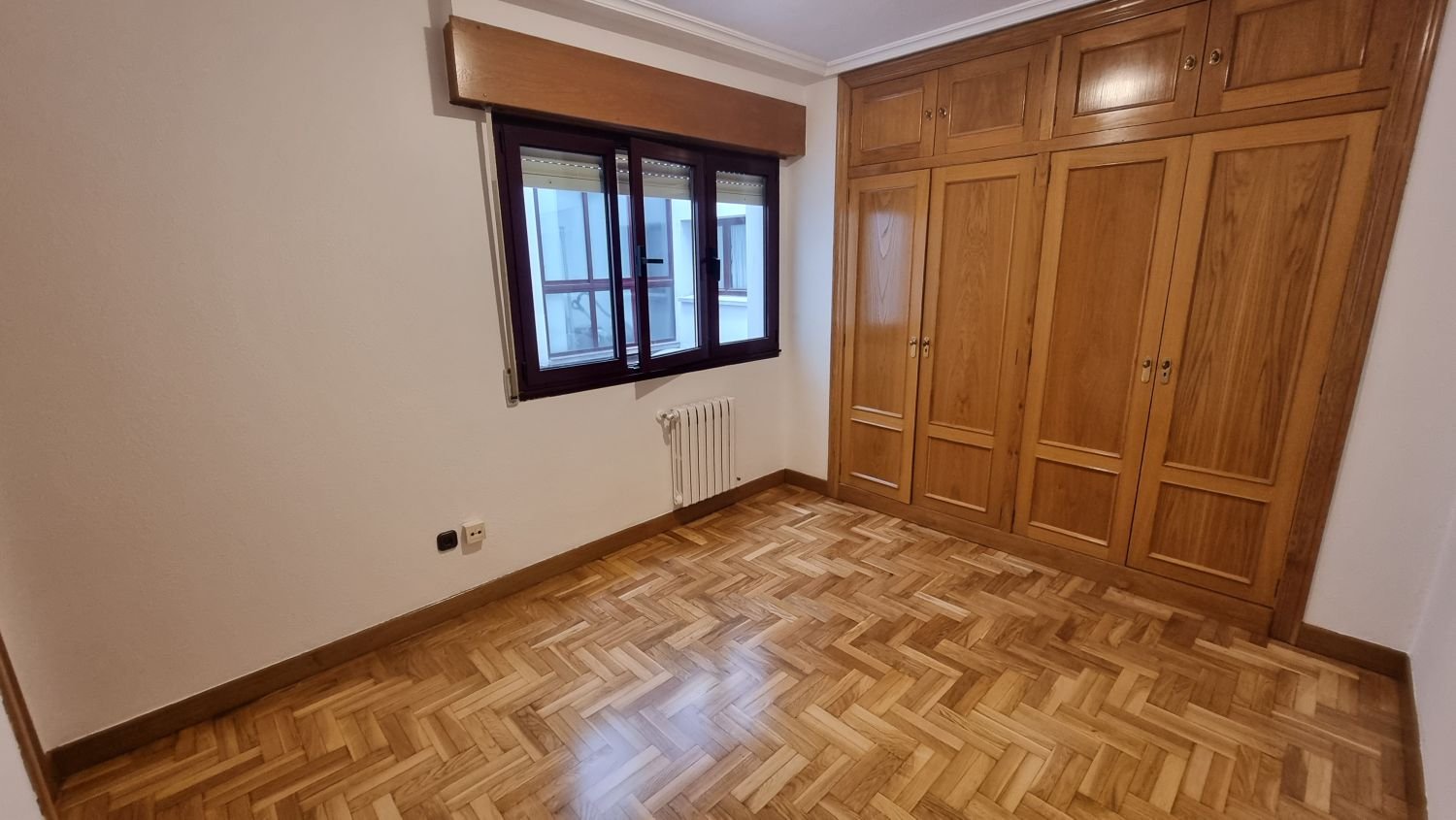 Piso de 80 m² en Oviedo