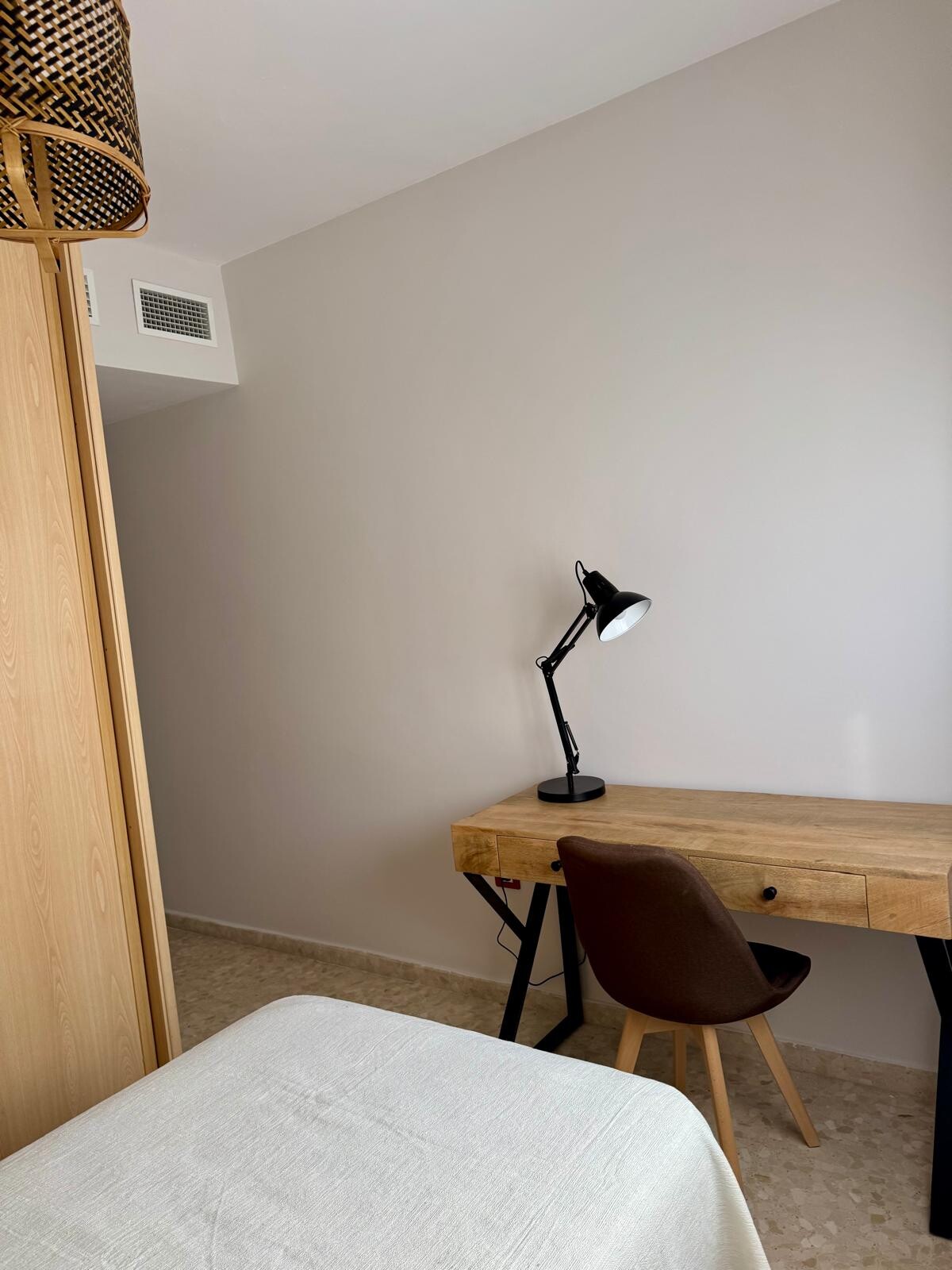 Habitación 300 m², Badajoz