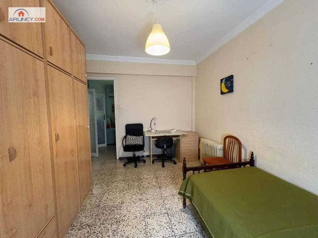 Piso de 80 m² en Sevilla
