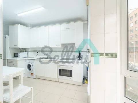 Pis de 75 m² a Oviedo