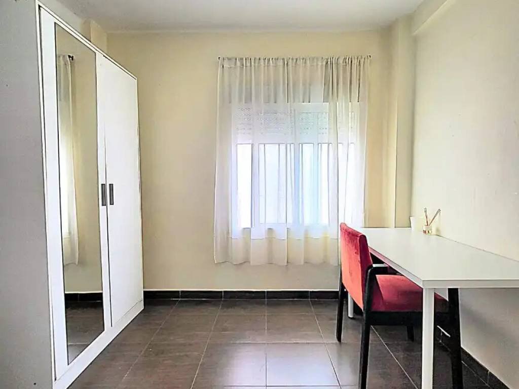 Wohnung 75 m² in Valencia