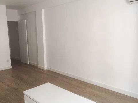 Pis de 90 m² a Còrdova