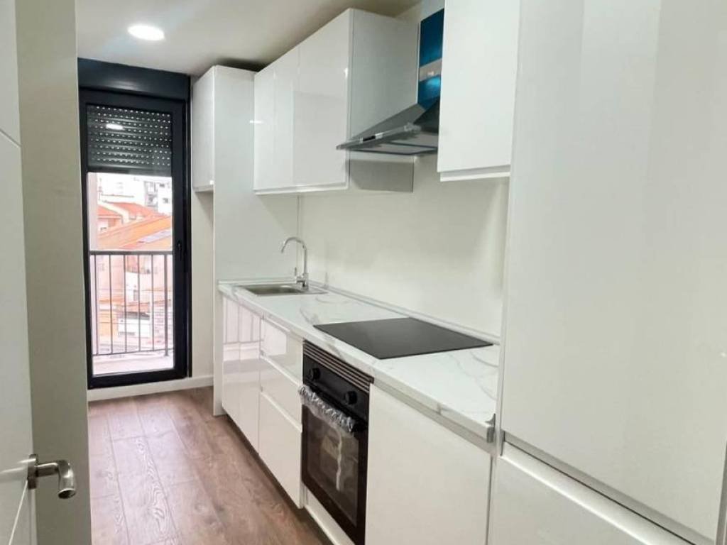 Wohnung 80 m² in Alberic