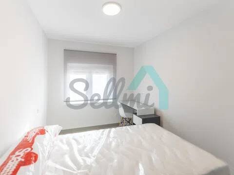 Habitación 82 m², Oviedo