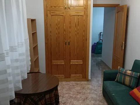 Piso de 100 m² en Granada