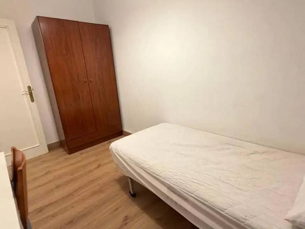Piso de 95 m² en Ourense