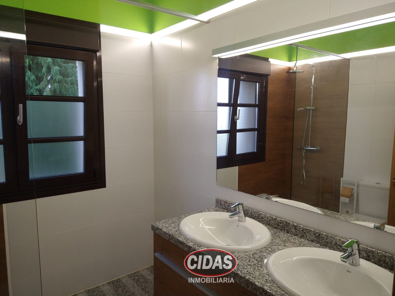 Casa de 80 m² en Oviedo