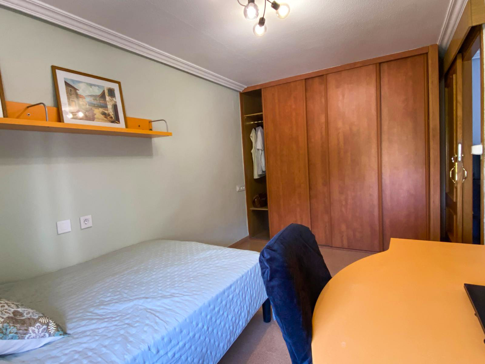 Habitación 86 m², Alicante