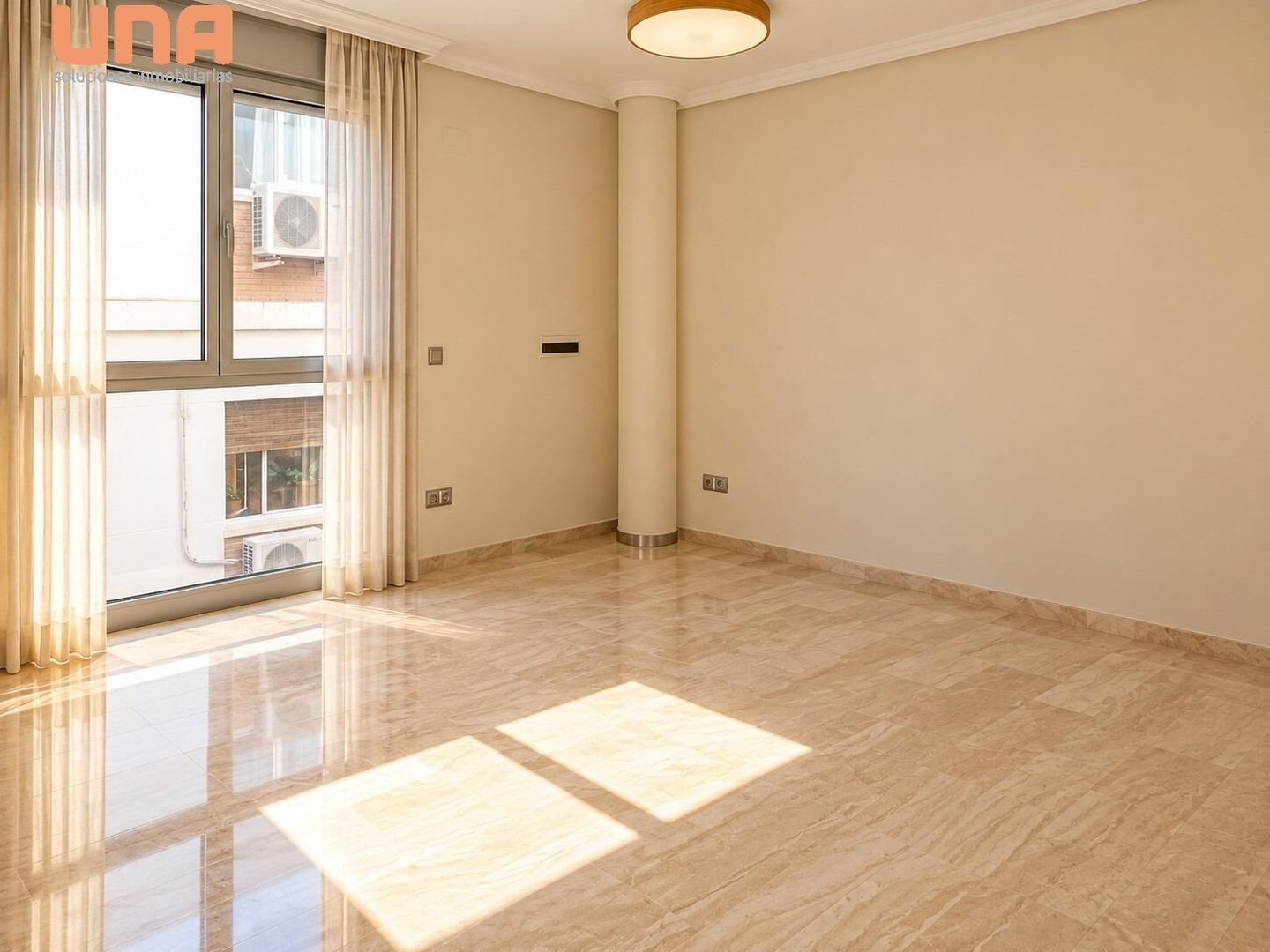 Pis de 100 m² a Còrdova