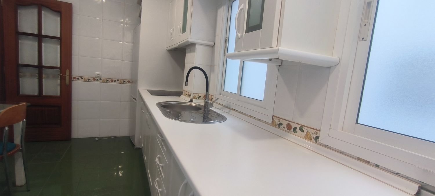 Piso de 75 m² en Almería