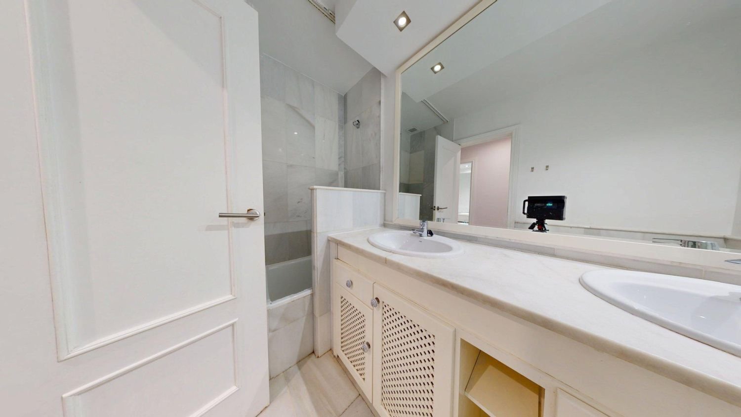 Haus 370 m² in Mairena del Aljarafe