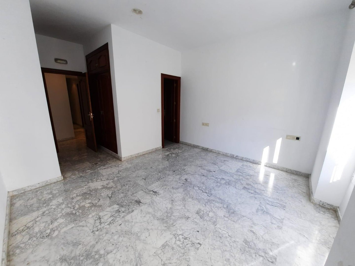Piso de 139 m² en Granada