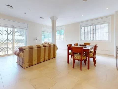 Casa de 291 m² a Castelldefels