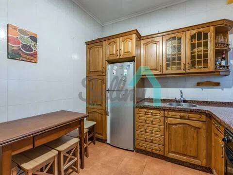 Piso de 146 m² en Oviedo