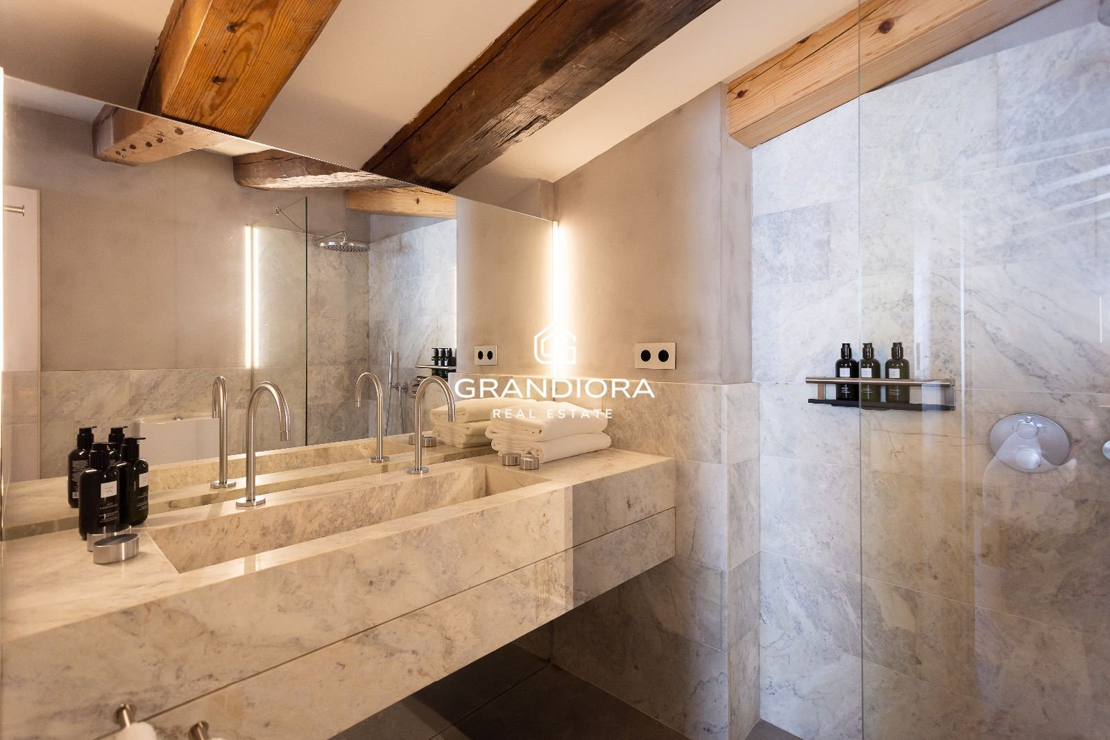 Appartamento 140 m² a Barcelona