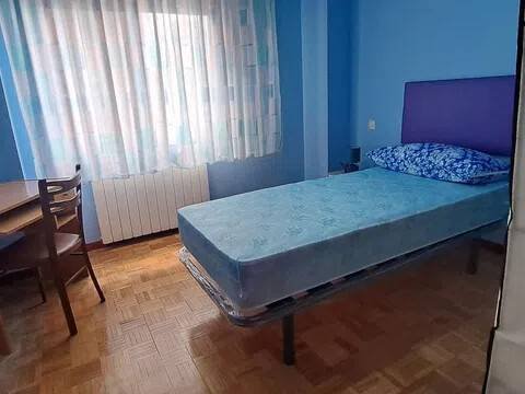 Habitación 120 m², Ávila