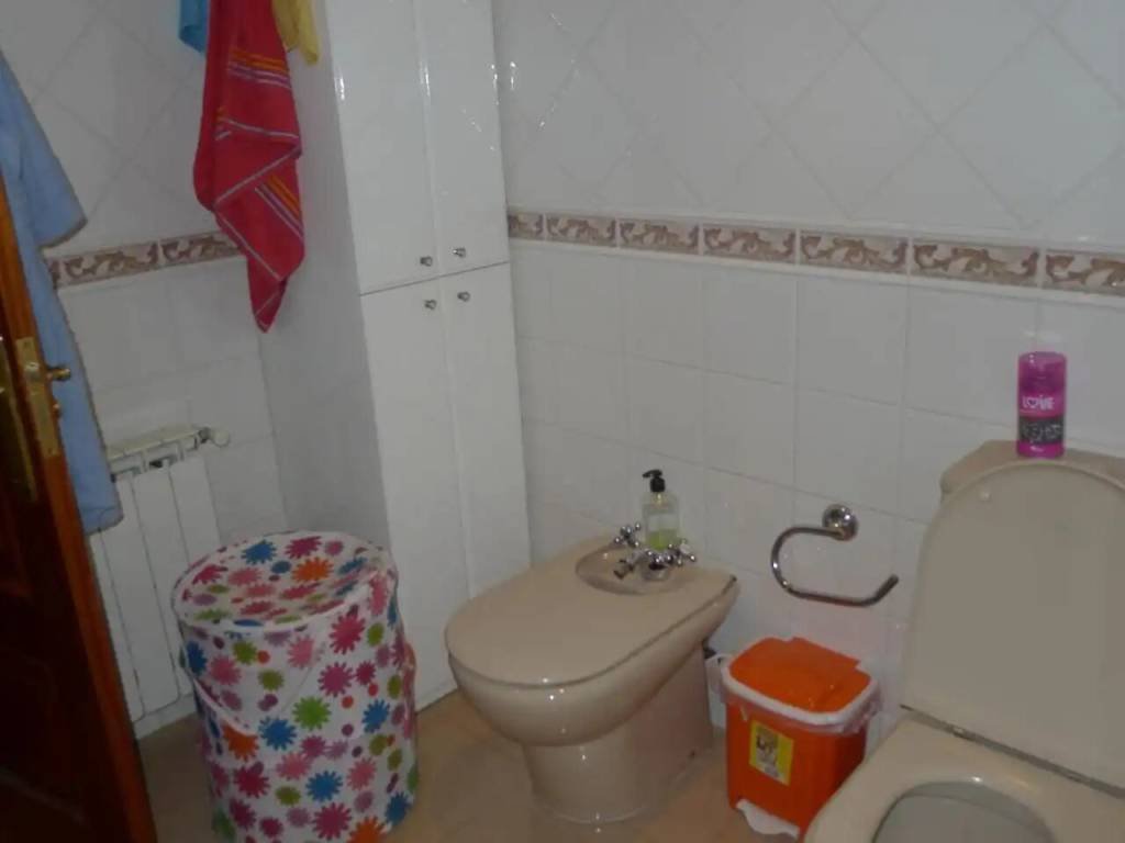 Piso de 80 m² en Ourense
