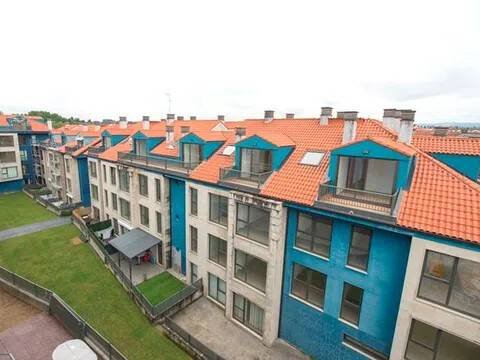 Piso de 70 m² en Ares