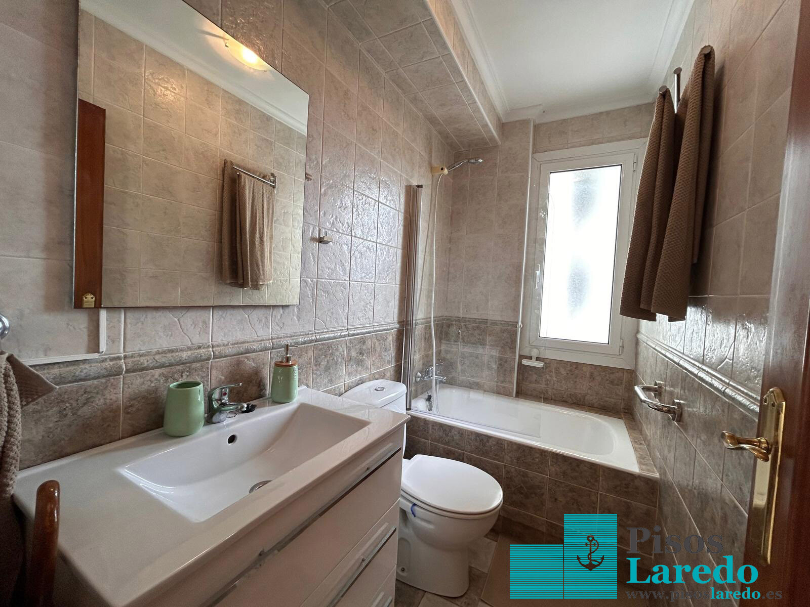 Piso de 65 m² en Laredo
