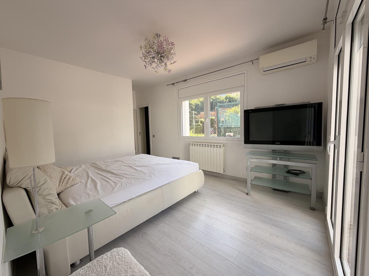 Casa de 437 m² en Castelldefels