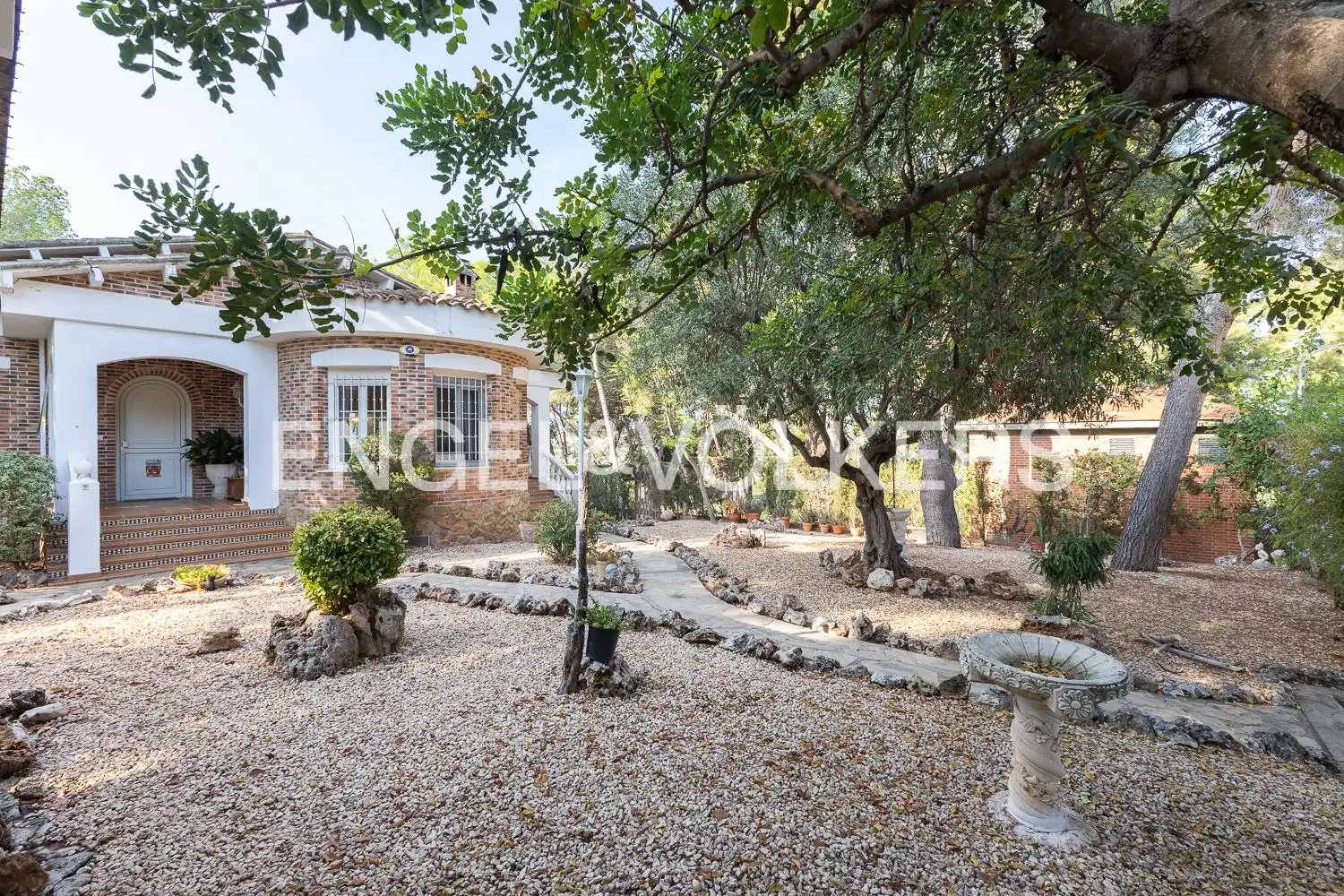 Casa de 238 m² en Paterna