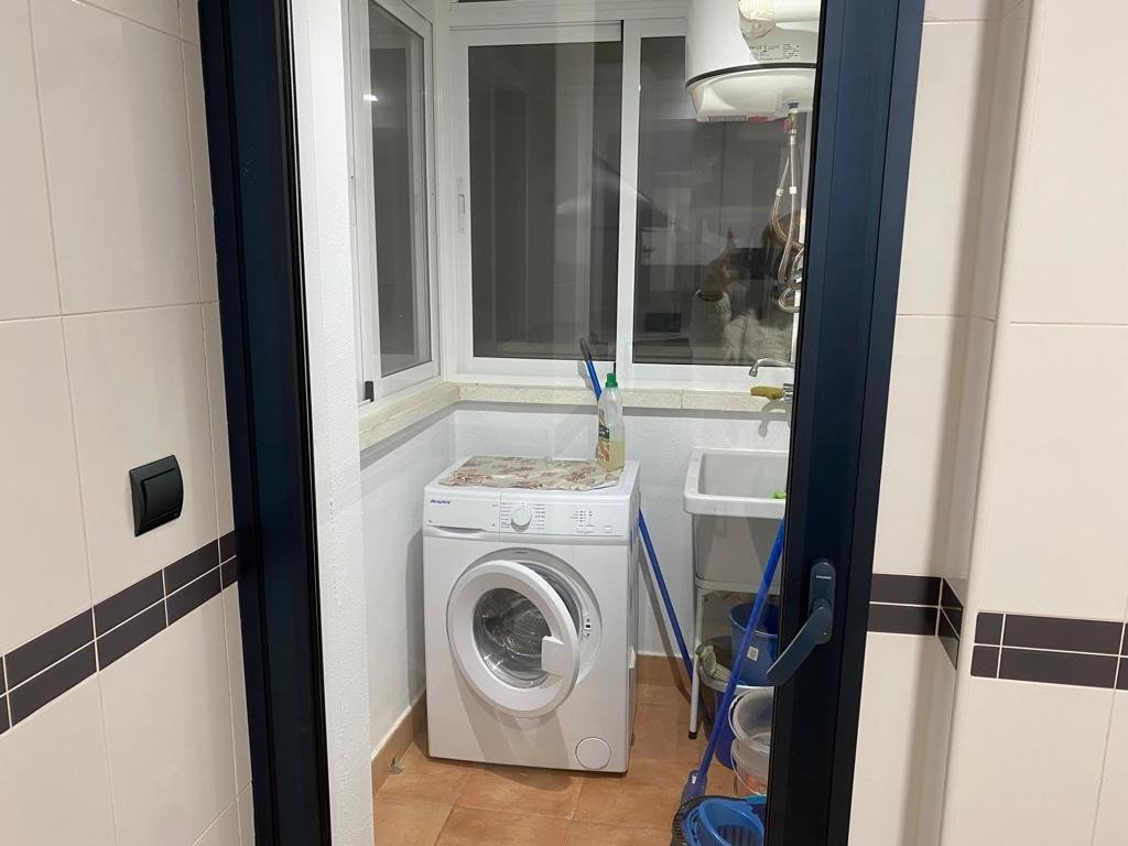 Piso de 80 m² en Almería