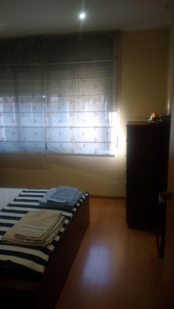 Quarto para alugar, Sant Adrià de Besòs