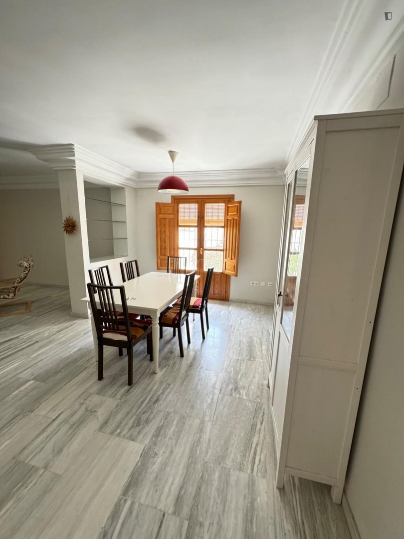 Piso de 120 m² en Granada