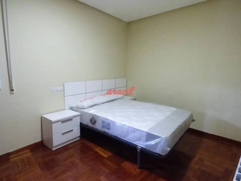Piso de 93 m² en Ourense