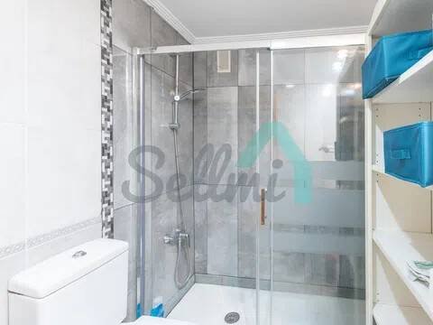 Piso de 98 m² en Oviedo