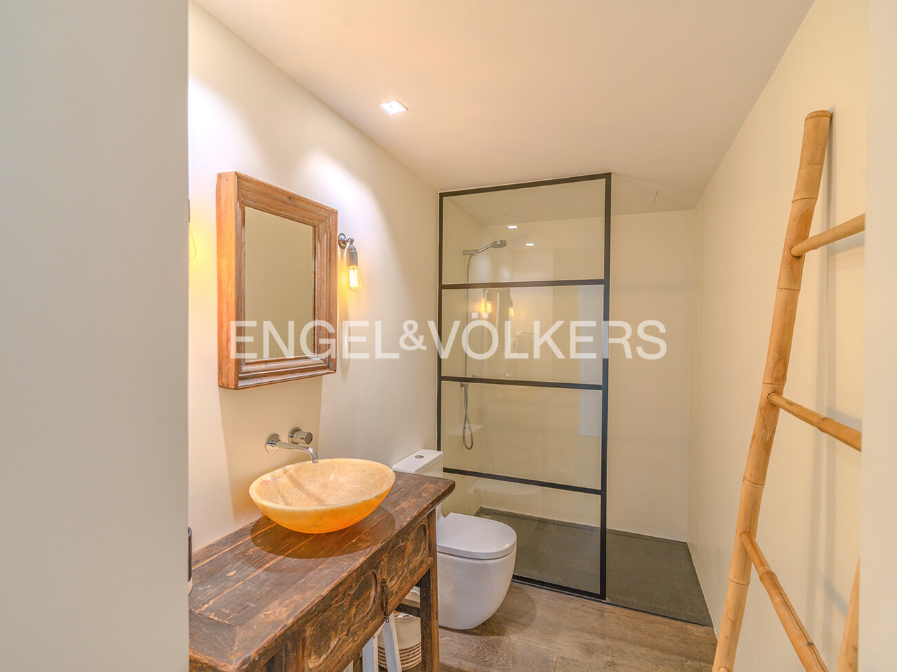 Wohnung 144 m² in Alicante
