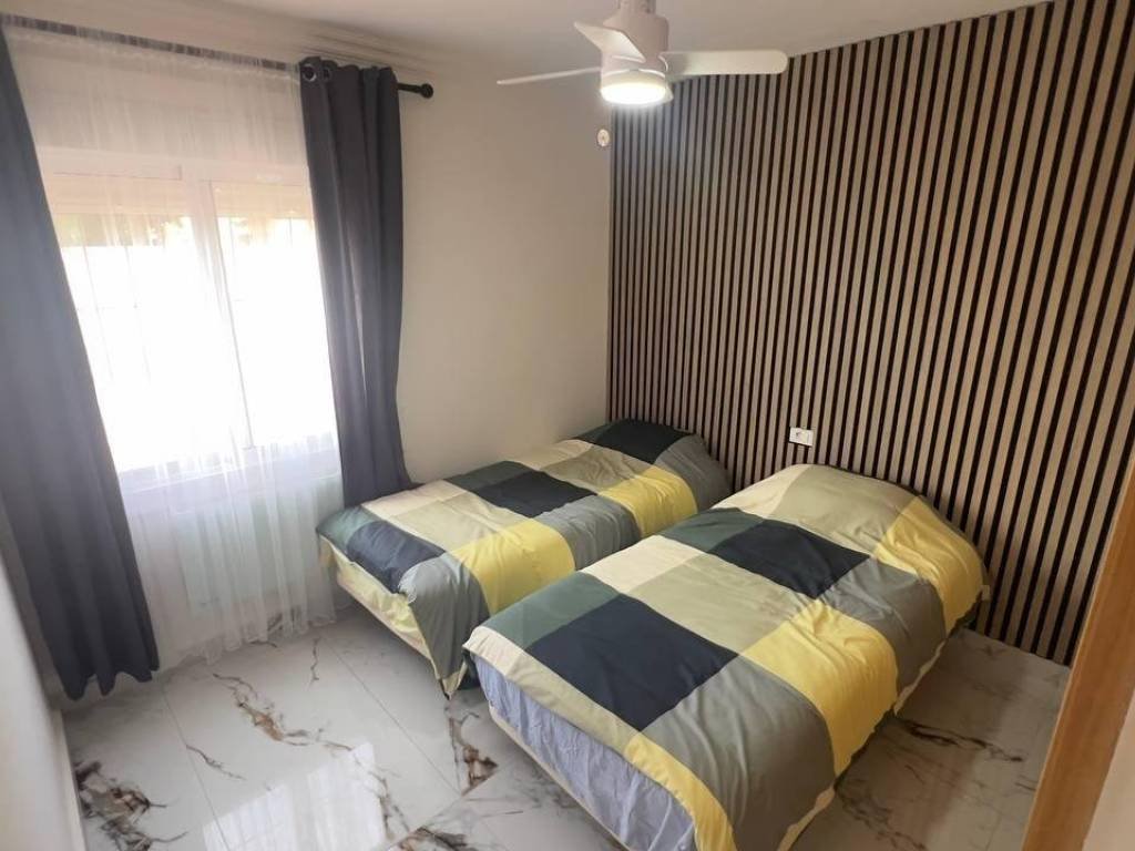 Casa de 80 m² a Oriola