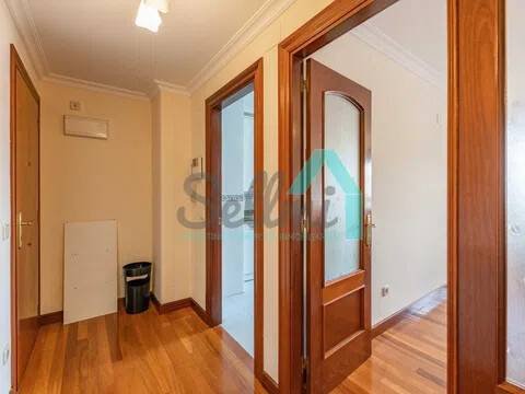 Pis de 111 m² a Oviedo