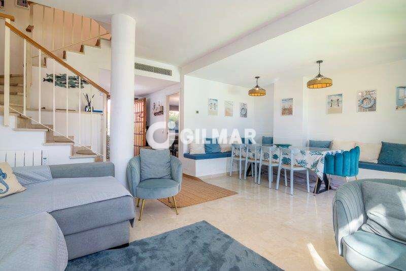 Casa de 250 m² a Estepona