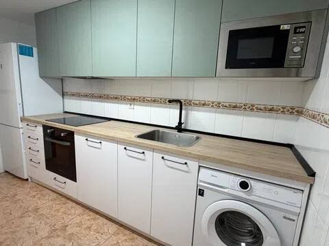 Piso de 100 m² en La Almunia de Doña Godina