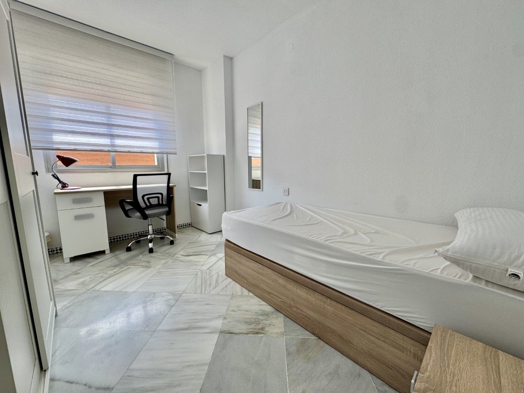 Habitación 14 m², Córdoba