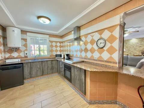 Casa de 205 m² en Chiclana de la Frontera