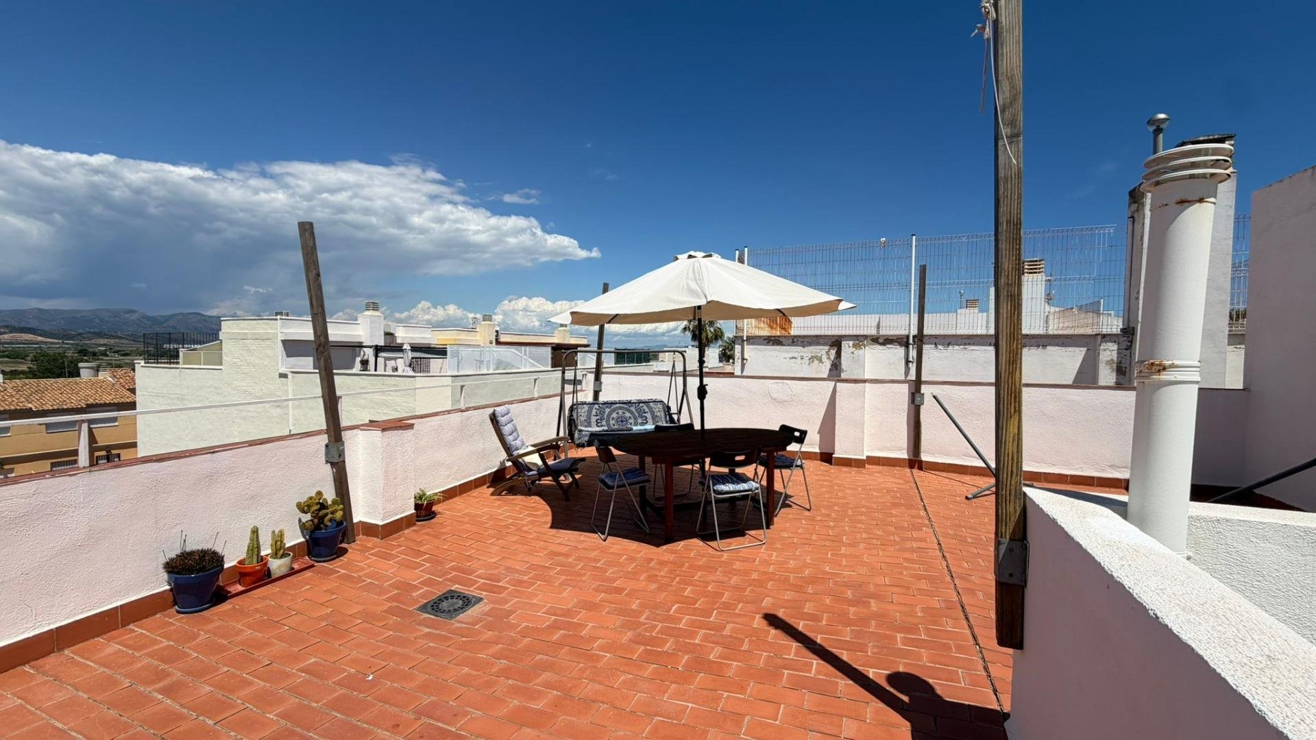 Piso de 95 m² en Chilches