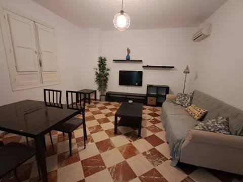 Piso de 100 m² en Carmona