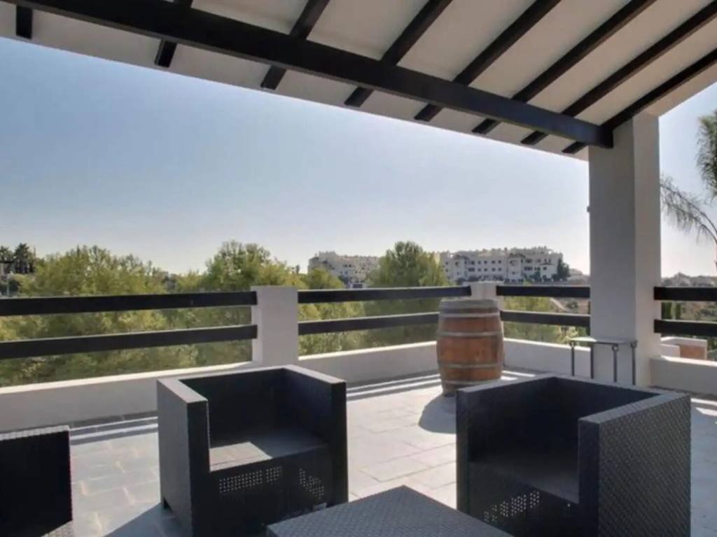 Casa de 340 m² en Estepona