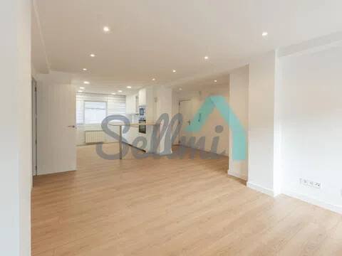 Piso de 101 m² en Oviedo