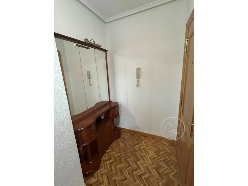 Pis de 110 m² a Àvila