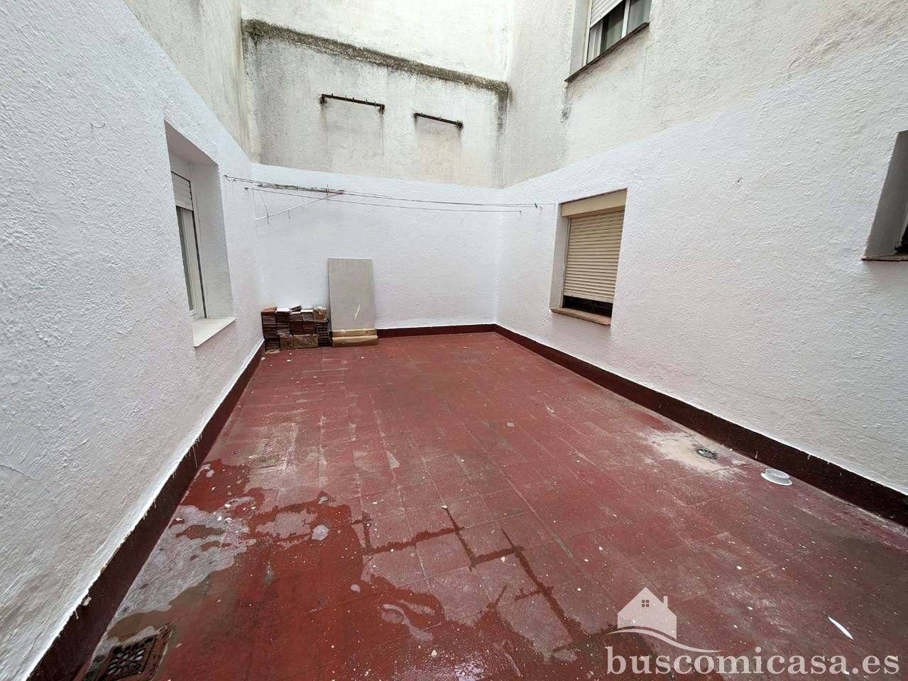 Piso de 96 m² en Linares